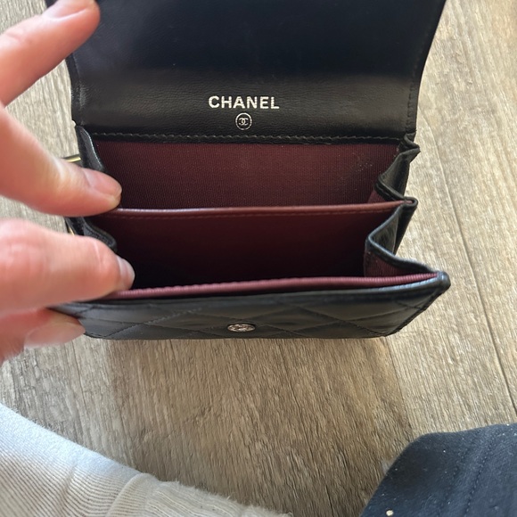 Chanel Black Quilted Leather Wallet - Picture 5 of 7